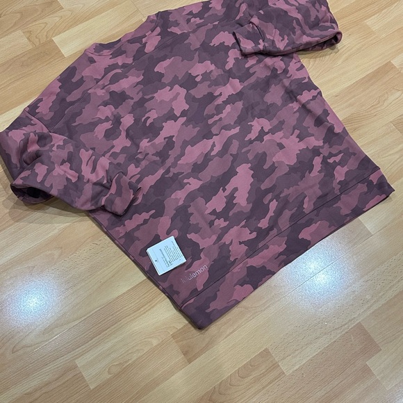 Brand New Lululemon Perfectly Oversized Crew - Picture 6 of 12